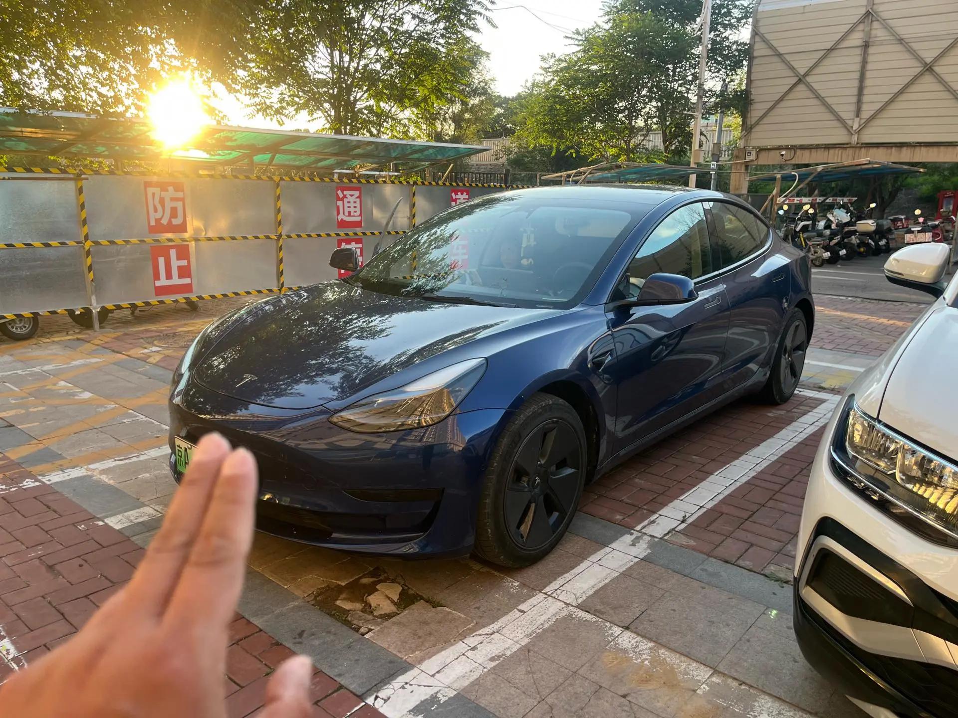 Open image lightbox: 2021 Model 3 Standard Range Rear-Wheel Drive Upgrade Version
