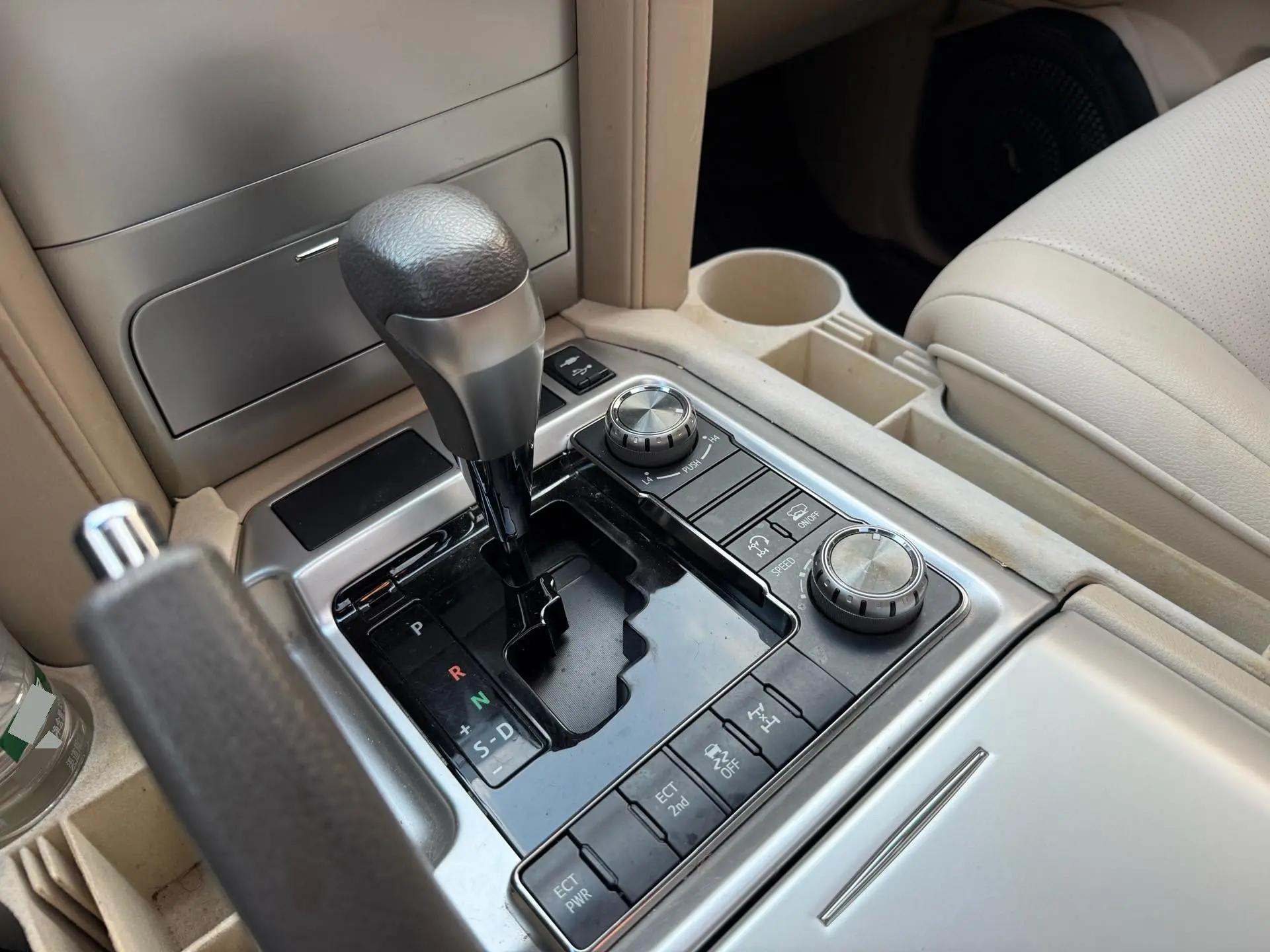 Toyota Land Cruiser (Imported) 2019 Land Cruiser 4.0 GXR GT Middle East Edition Automatic Gear 5