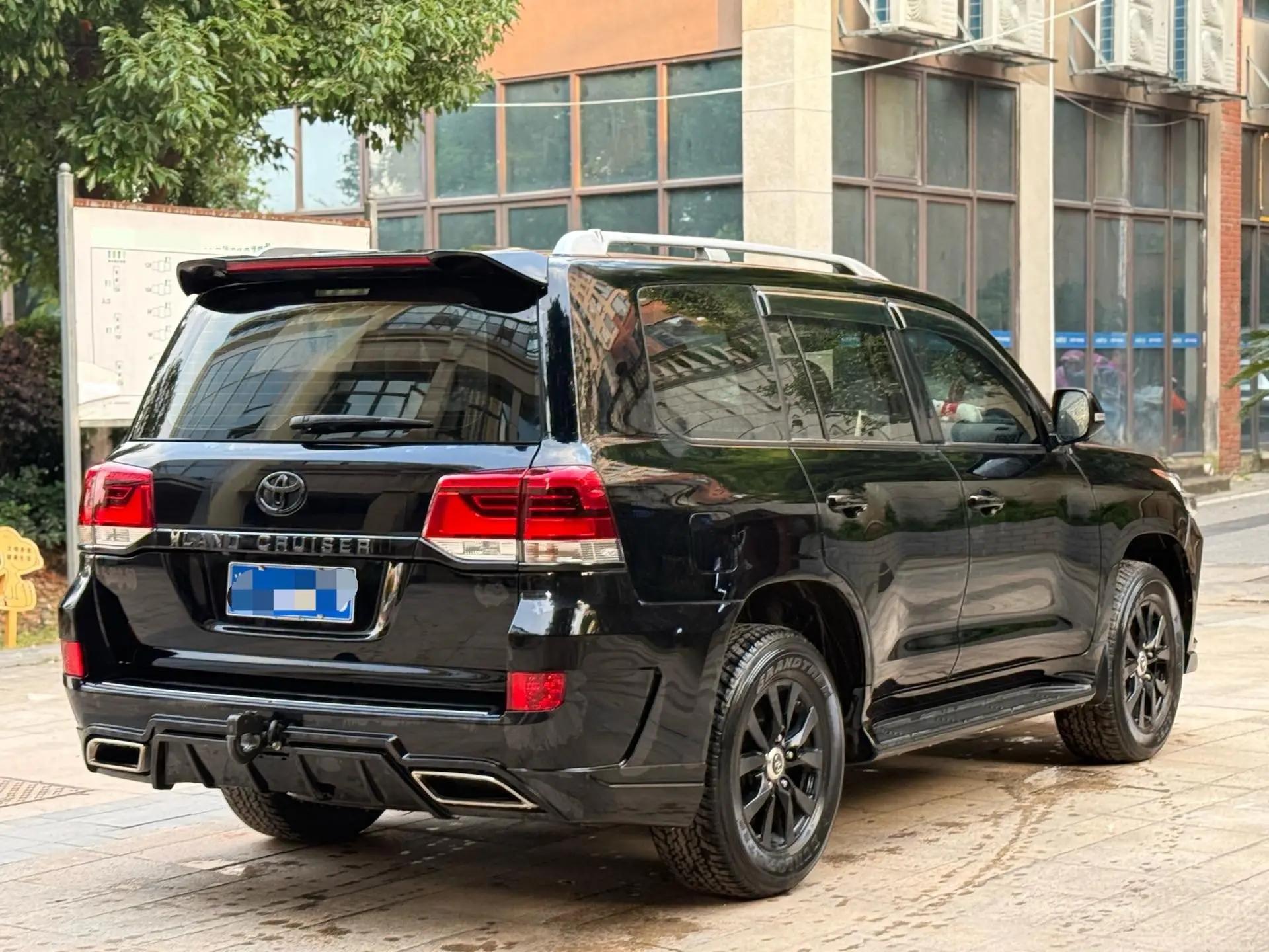 Toyota Land Cruiser (Imported) 2019 Land Cruiser 4.0 GXR GT Middle East Edition Automatic Gear 7