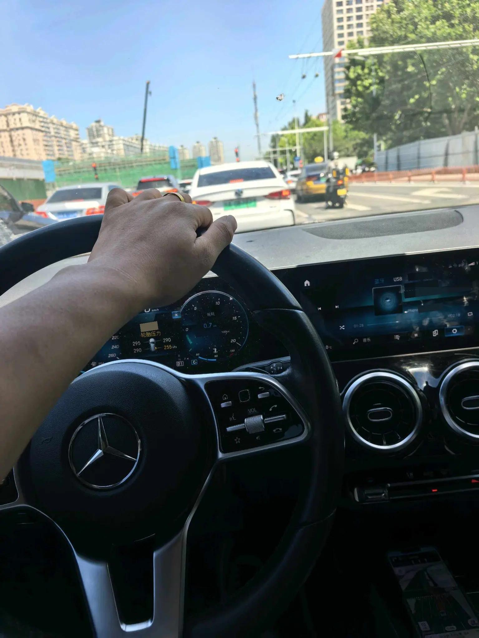 Mercedes Benz B- Class 2020 B 200 Sport Model 13
