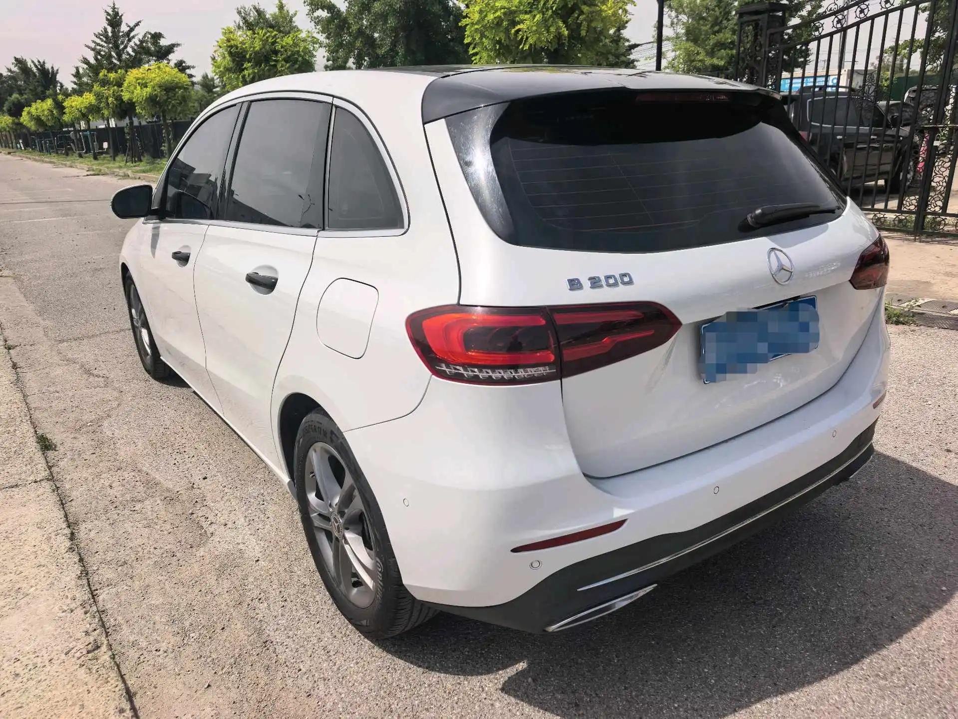 Mercedes Benz B- Class 2020 B 200 Sport Model 4