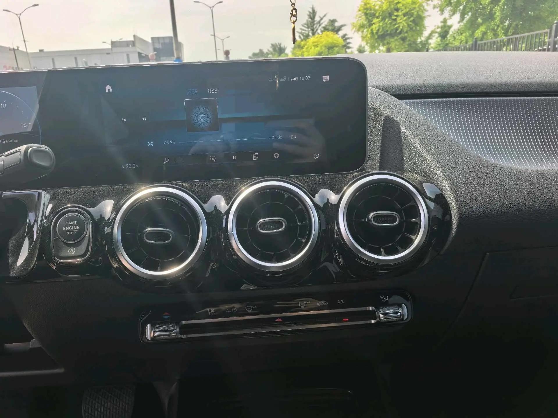 Mercedes Benz B- Class 2020 B 200 Sport Model 8
