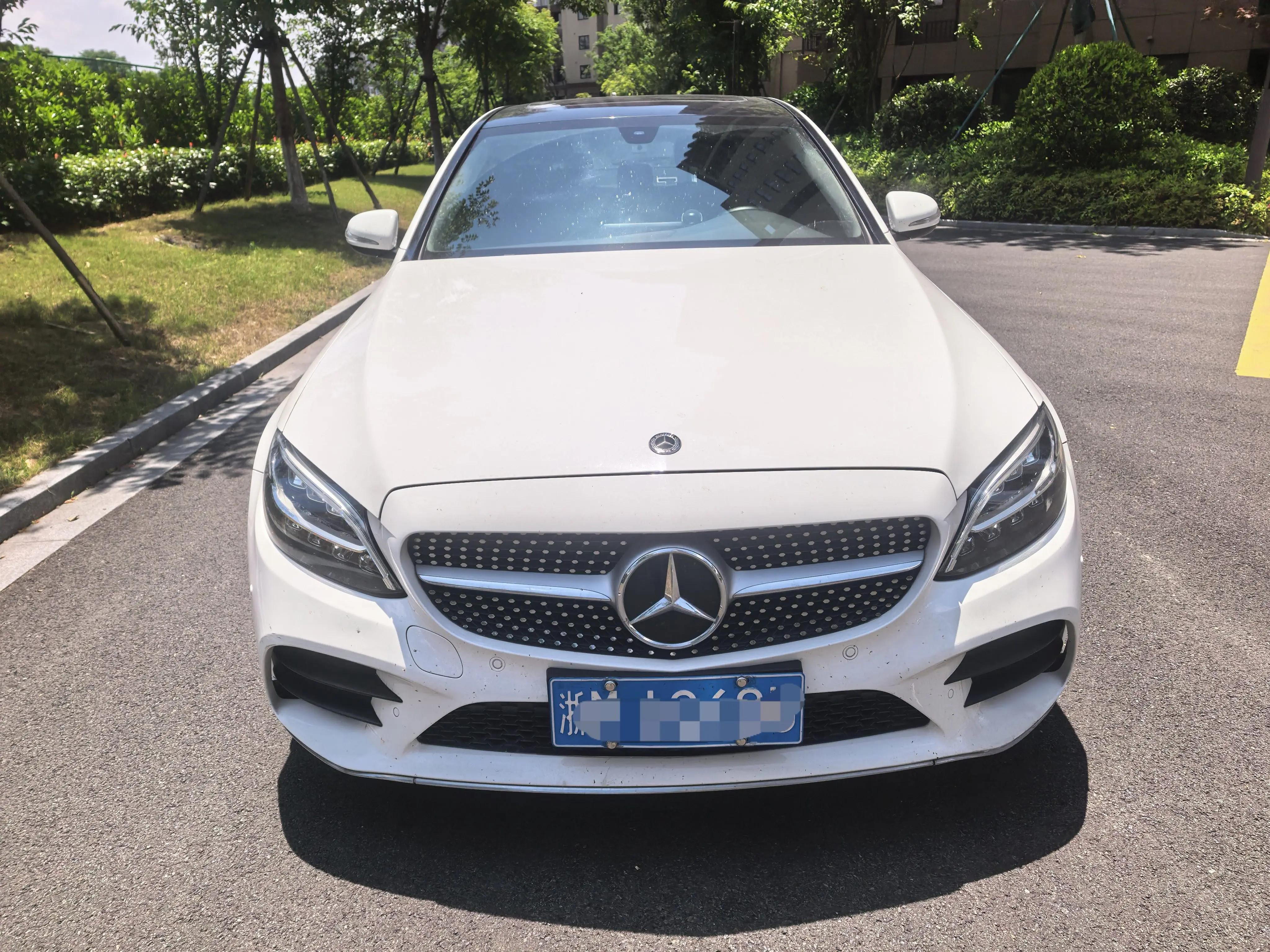 Mercedes Benz Class C 2020 to C 200 L Fashion 2