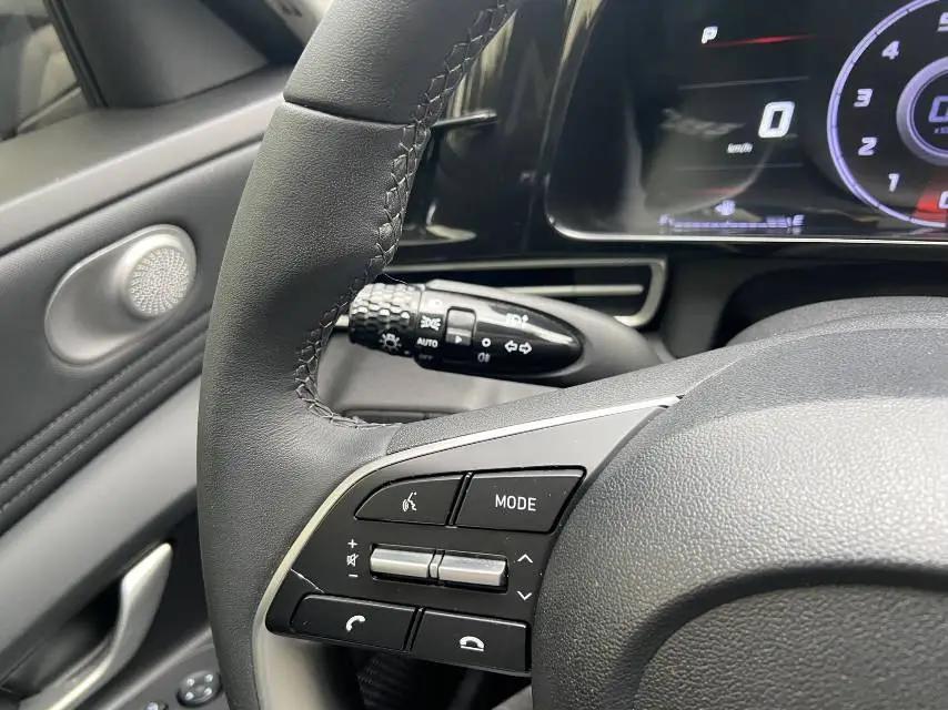 Elantra 2022 1.5L CVT GLX Elite Edition 10