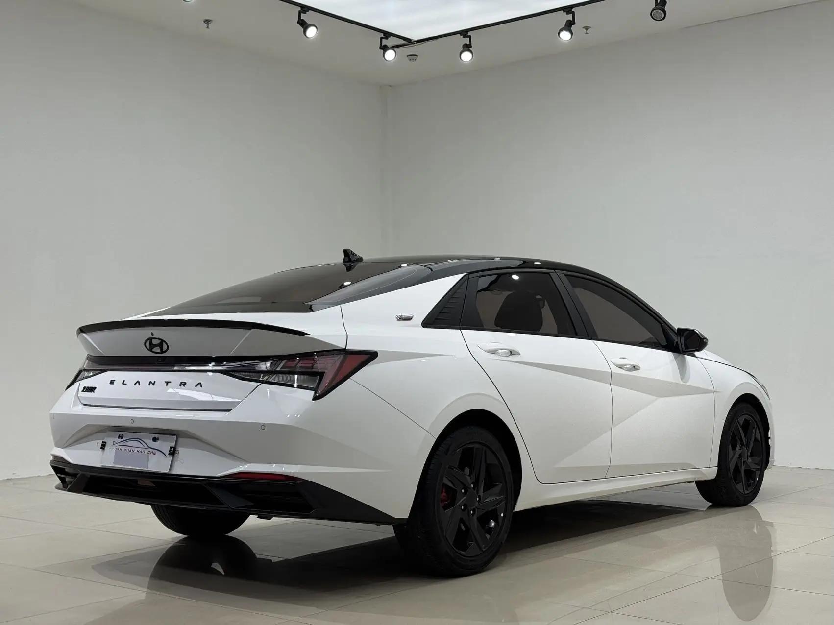 Elantra 2022 1.5L CVT 20th Anniversary 9