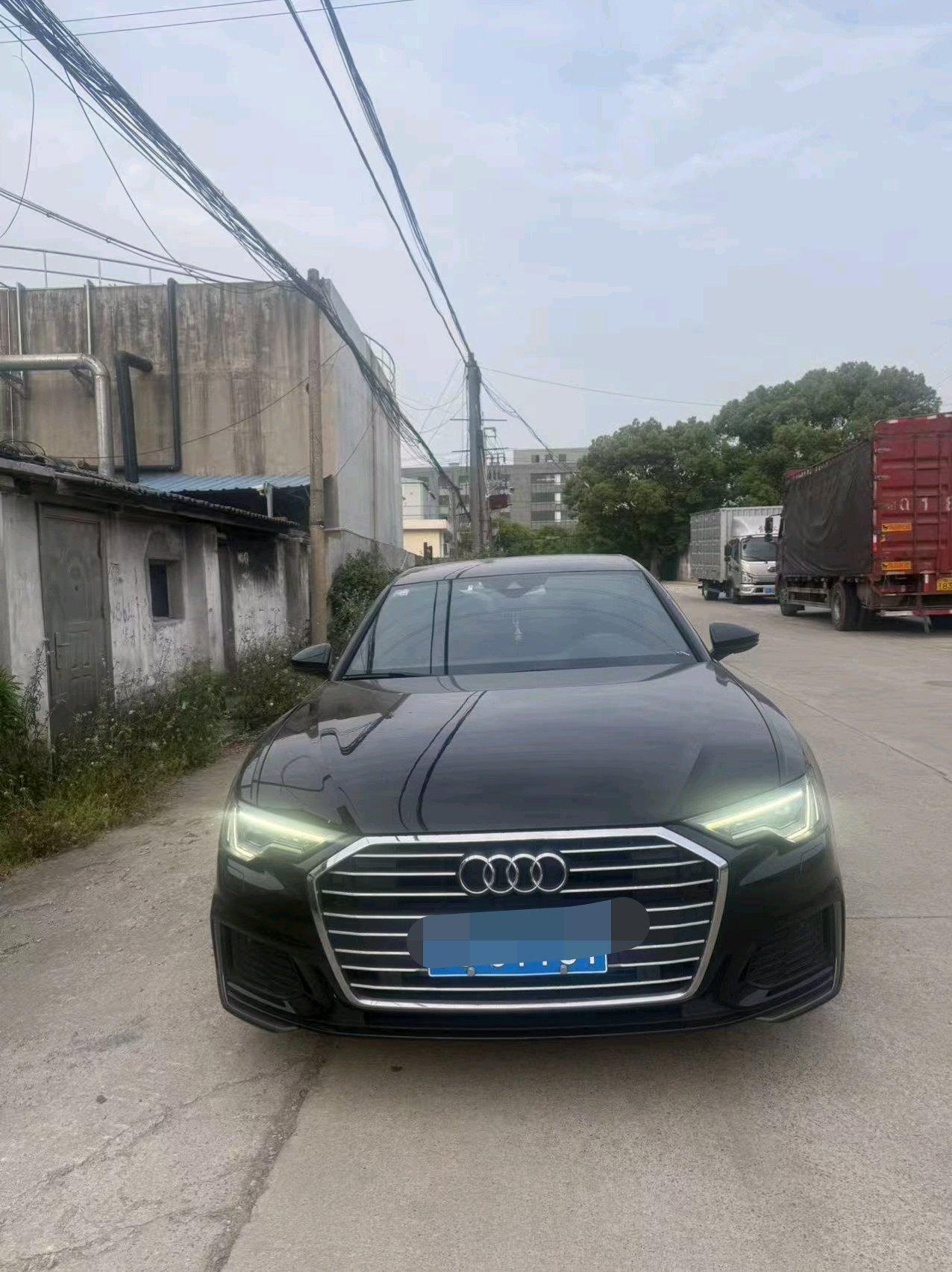 Audi A6L 2021 40 TFSI Deluxe Dynamic 2
