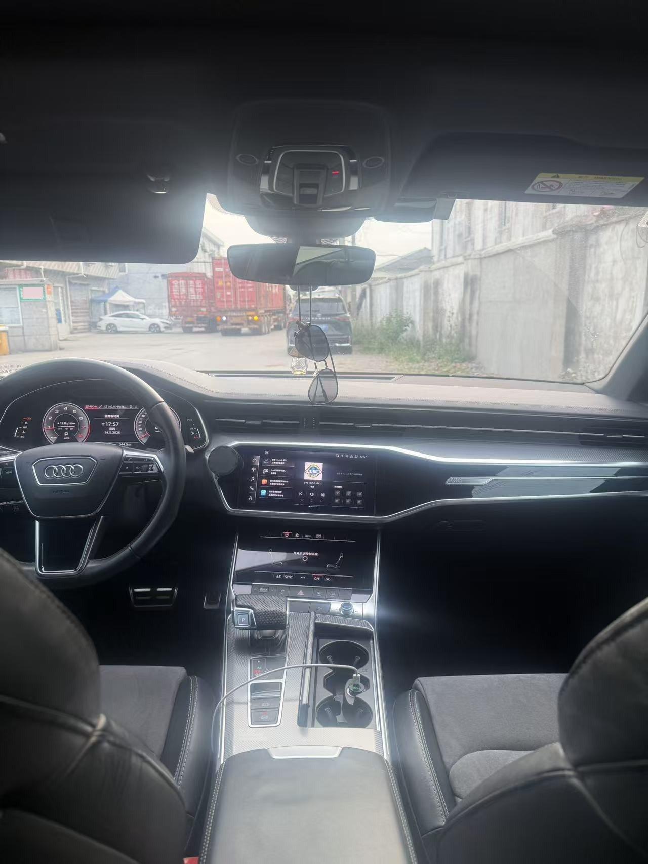 Audi A6L 2021 40 TFSI Deluxe Dynamic 4