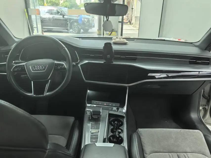 Audi A6L 2019 45 TFSI Selected Dynamic Type 9