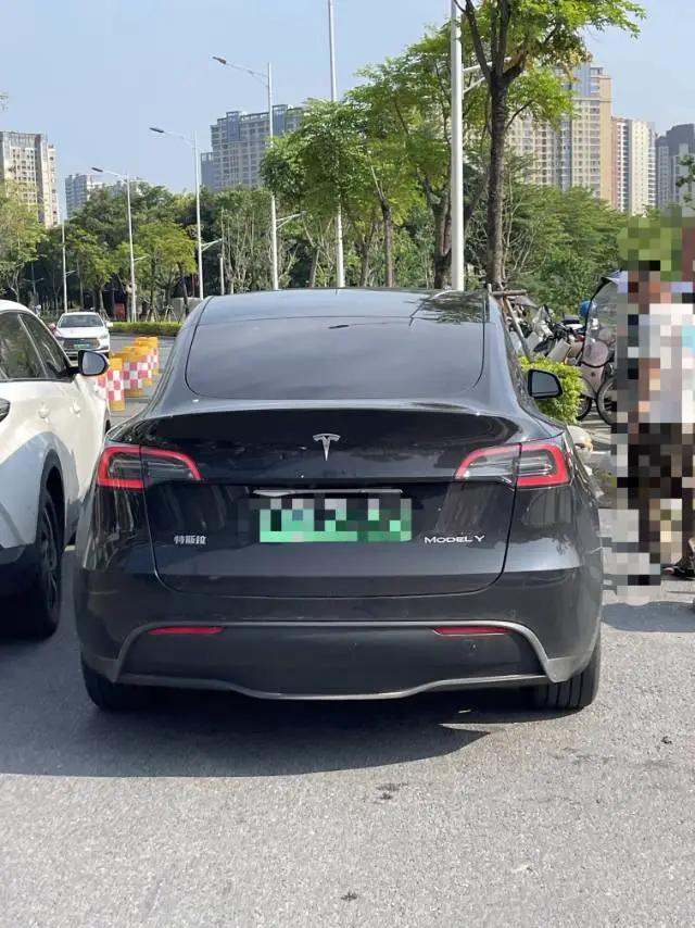 Model Y 2023 rear-wheel drive version 4