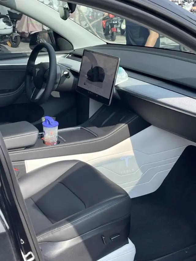 Model Y 2023 rear-wheel drive version 5