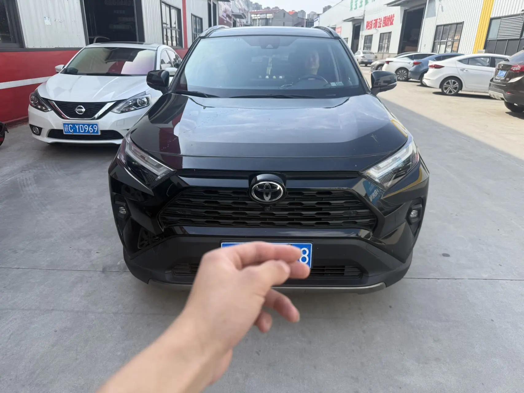 Toyota 2023 RAV4 Rongbo 2.0 Stepless Two-Drive Fashion Plus Edition Automatic Gear 2