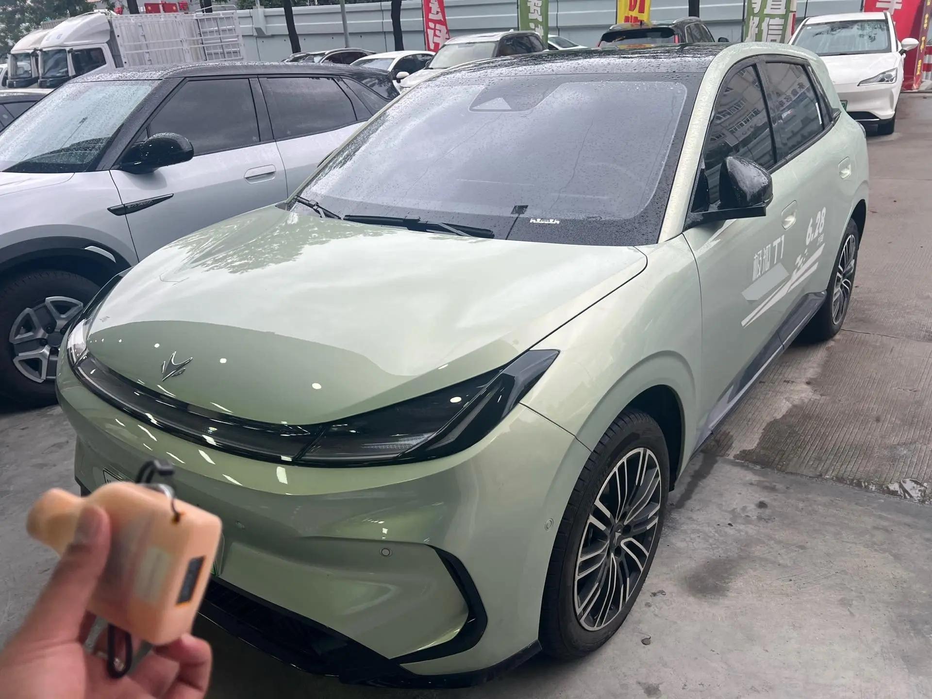 Открыть галерею: ARCFOX 2025 T 1 425 MAX Automatic