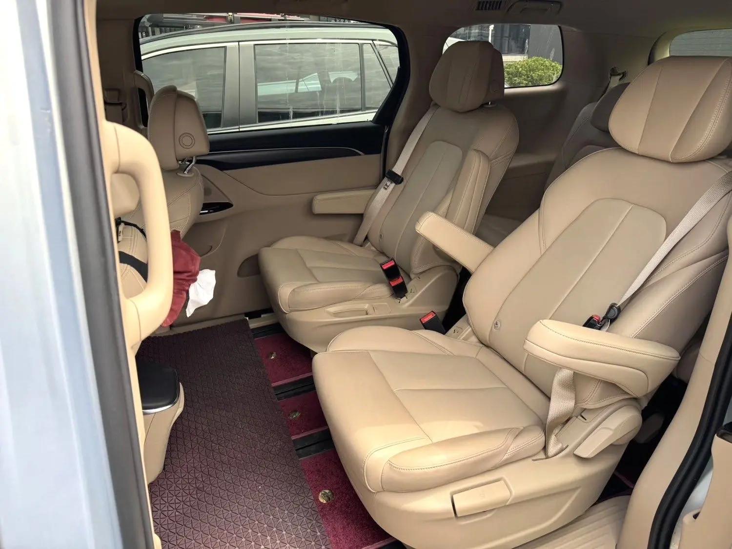 Buick 2025 GL8 Lu Shang 1.5T First Edition 7-seat Automatic Gear 7