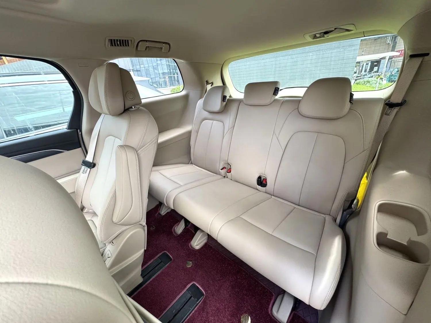 Buick 2025 GL8 Lu Shang 1.5T First Edition 7-seat Automatic Gear 8