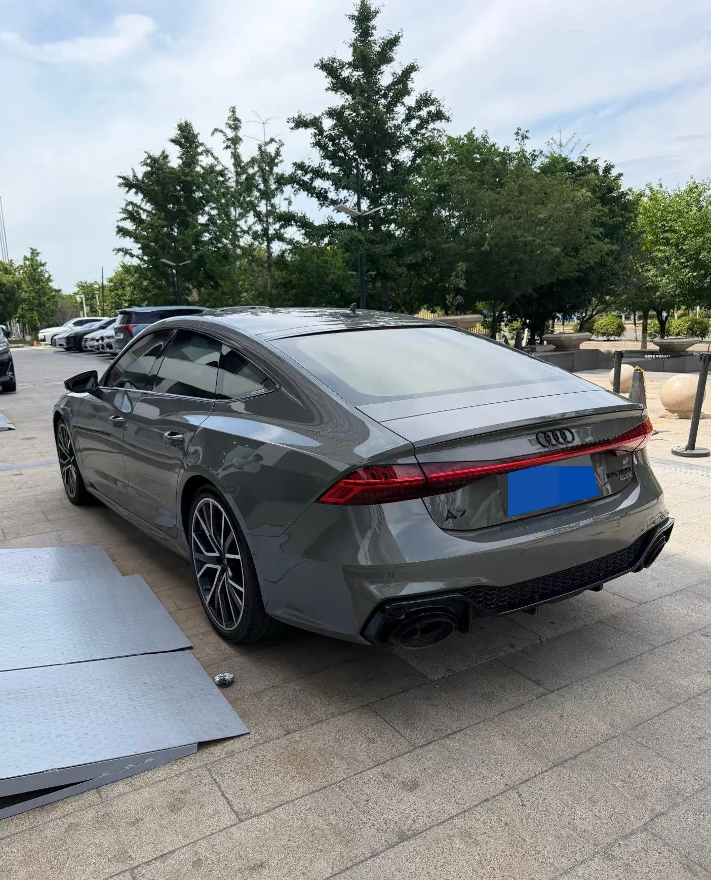 Audi A7 2022 55 TFSI quattro Premium 2
