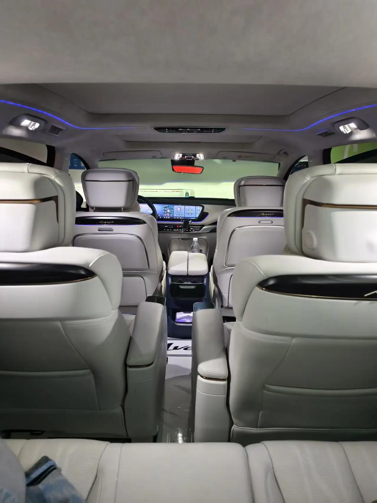 Century 2023 Model 2.0T Seven-Seat Yanshi Edition 5