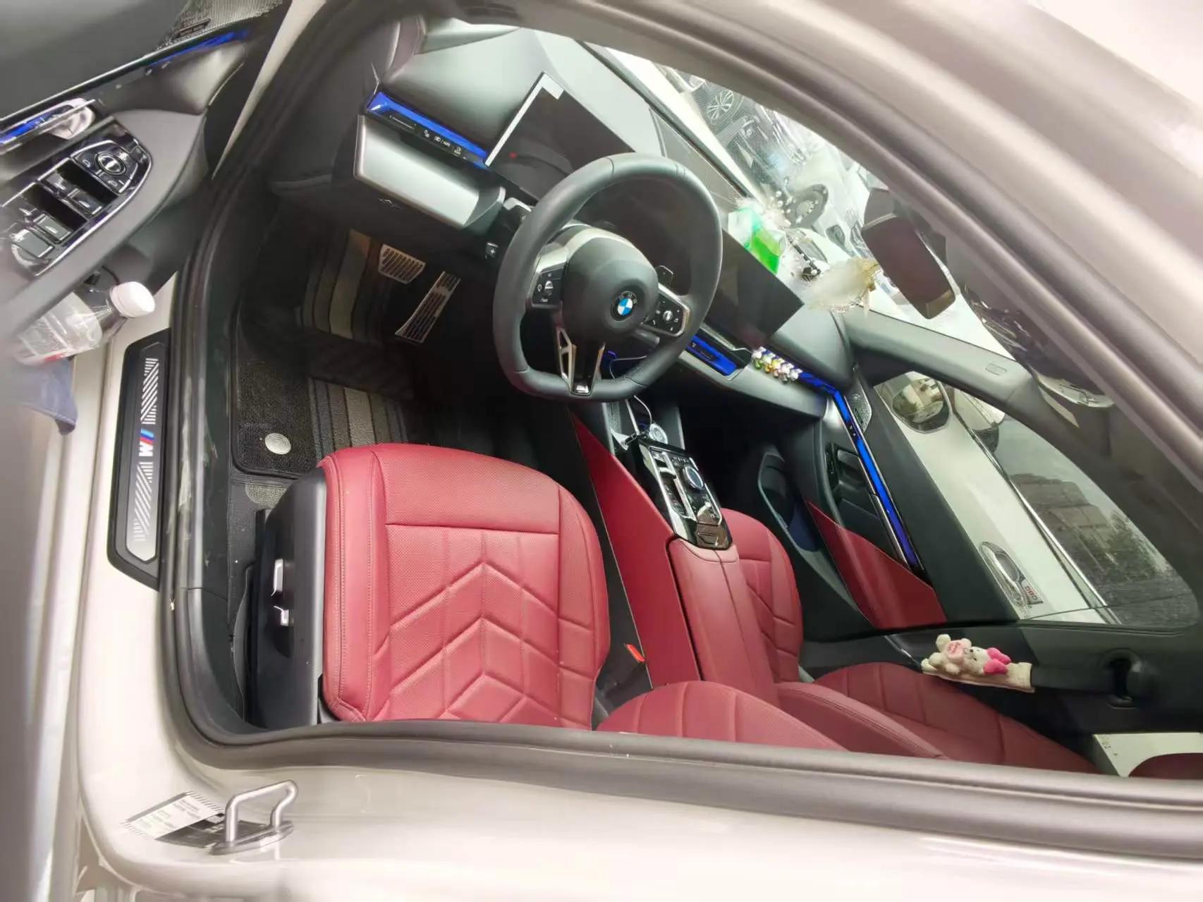 BMW 5 Series 2025 530Li 48V 2.0T Leading Luxury Suit Automatic Gear 5