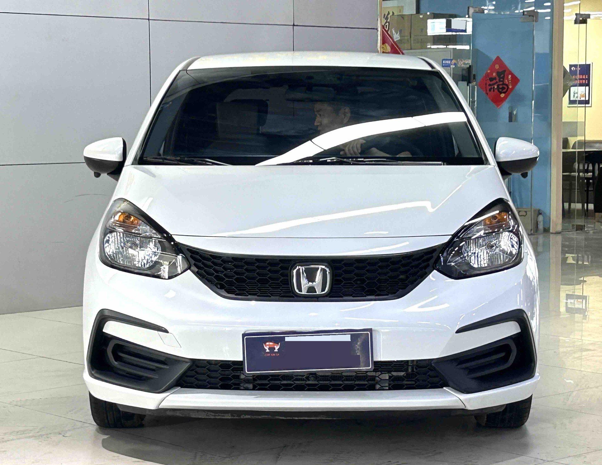 Honda 2023 Fit 1.5 CVT Trendy Edition Automatic 3