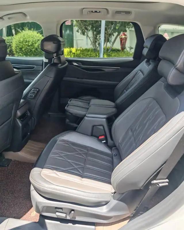 Ford 2025 Ruijie L 2.0T EcoBoost four-wheel drive 7-seat extreme automatic gear 7