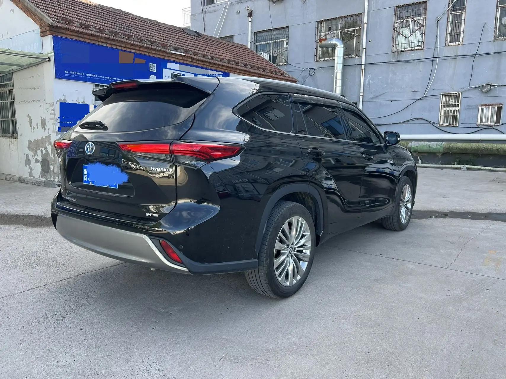 Toyota 2023 Highlander Dual Engine 2.5 CVT Intelligent Electric Hybrid Four-Wheel Drive Prestige 7-Seater Automatic 6