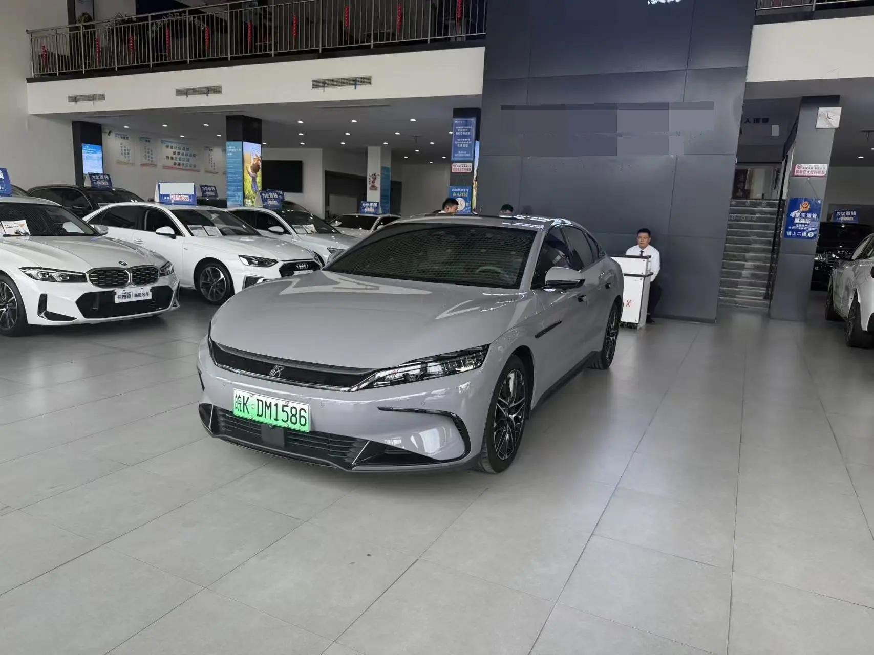 BYD 2025 Han EV 605KM noble automatic gear