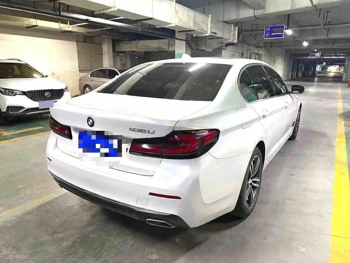 BMW 5 Series 2021 530Li Leading Model Luxury Package 4