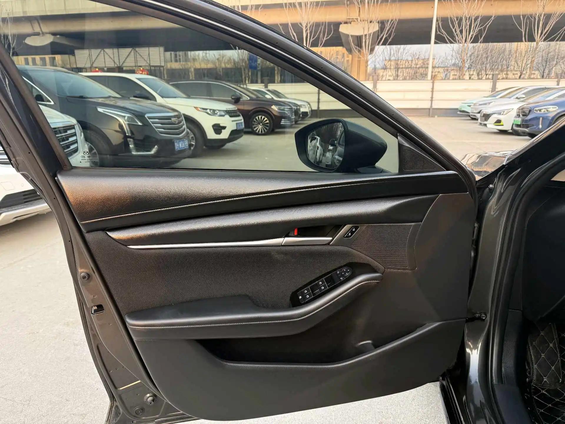 Mazda 3 Oncorsela 2023 2.0L Auto Quality Edition 8