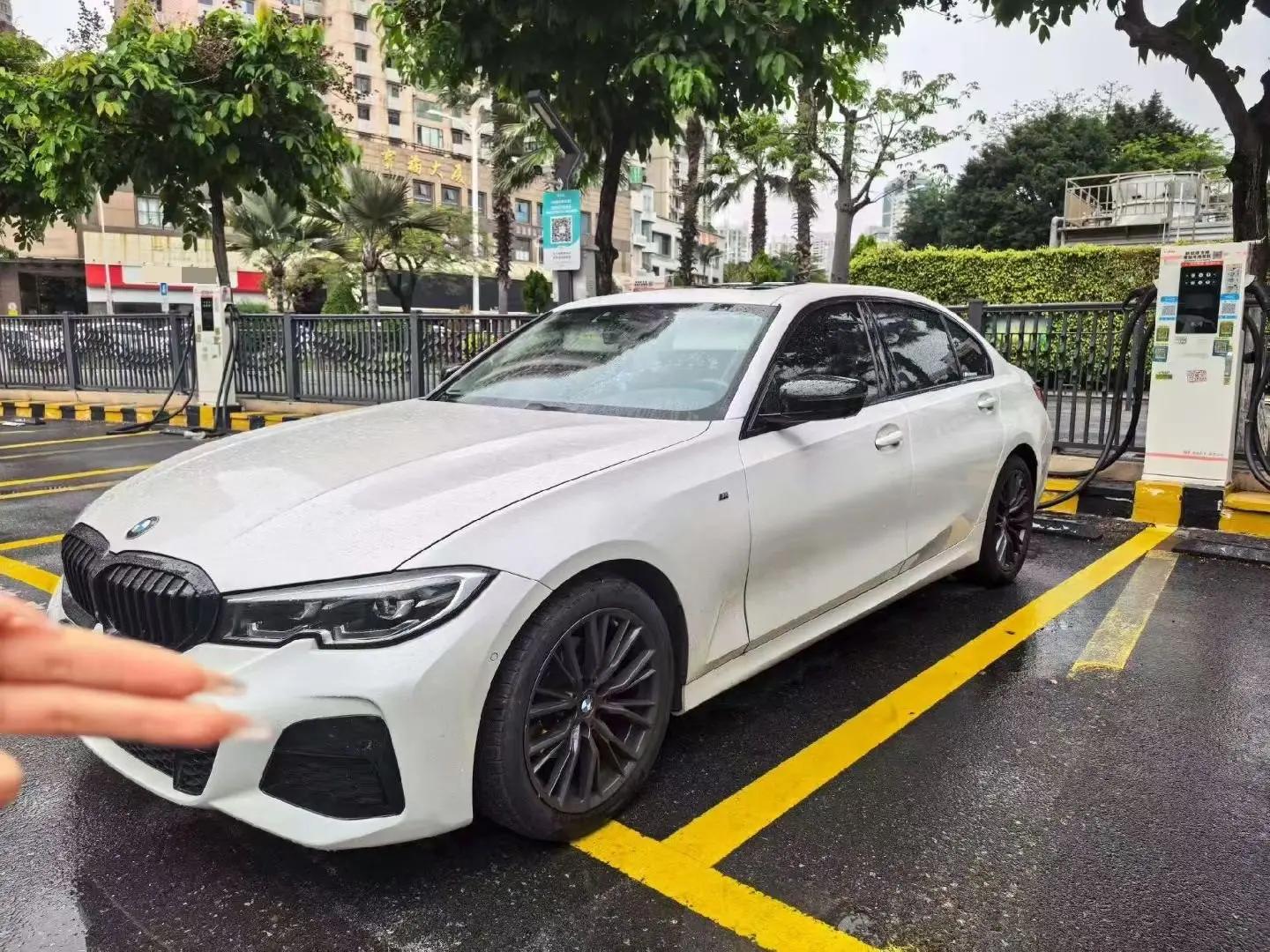 BMW 3 Series 2020 325Li M Sports Night Suit