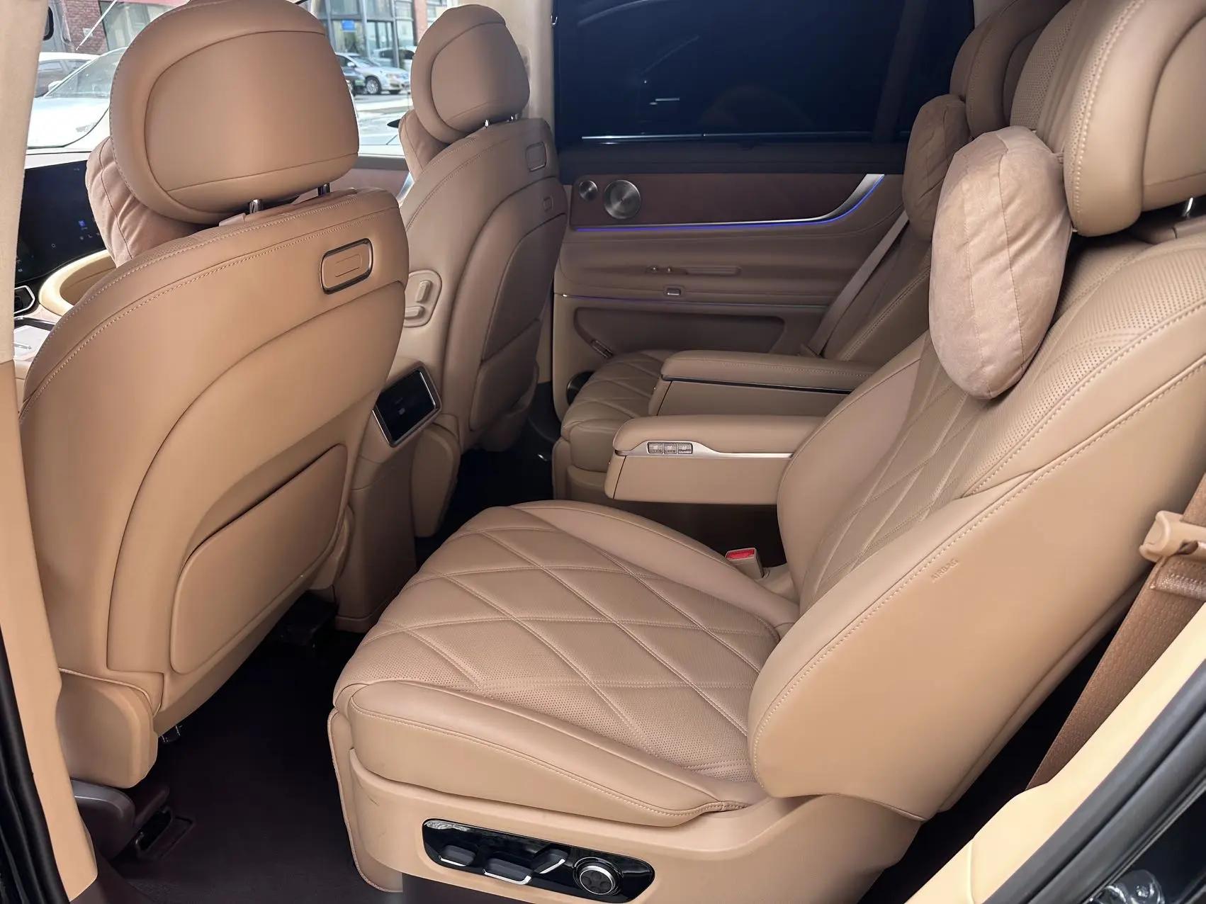 AITO 2025 Model AITO M9 Range-Extended Ultra Version 52kWh 6-Seater Automatic 4