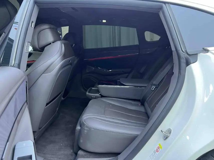 Denza 2024 Denza Z9 2.0T Stepless 1100km Four-wheel Drive Max Edition Automatic Gear 8
