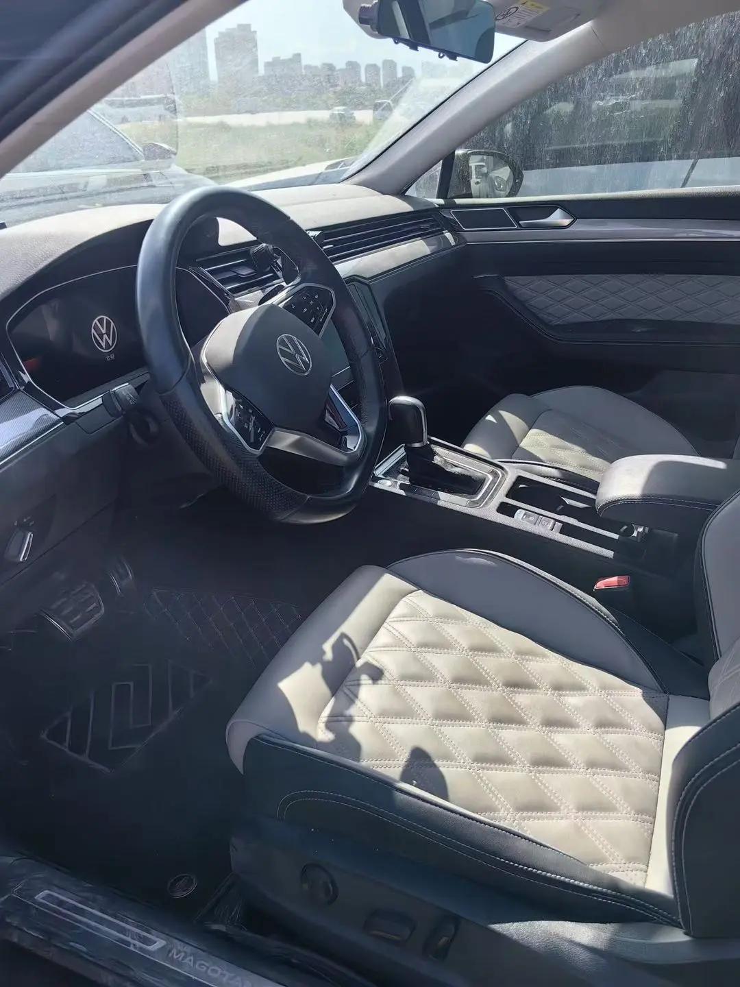 Magotan 2022 330TSI DSG Basic 2