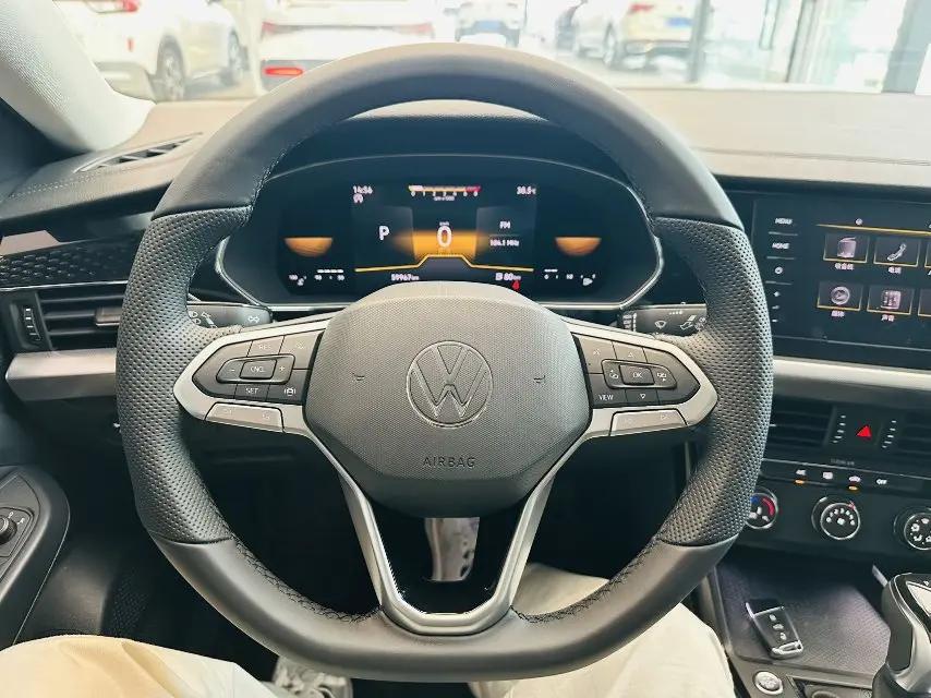 Passat 2022 280TSI Elite Edition 5