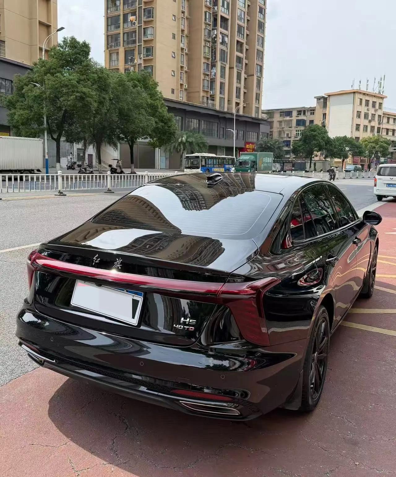 HongQi 2025 H5 2.0T Xuan Ying Edition Automatic Gear 8