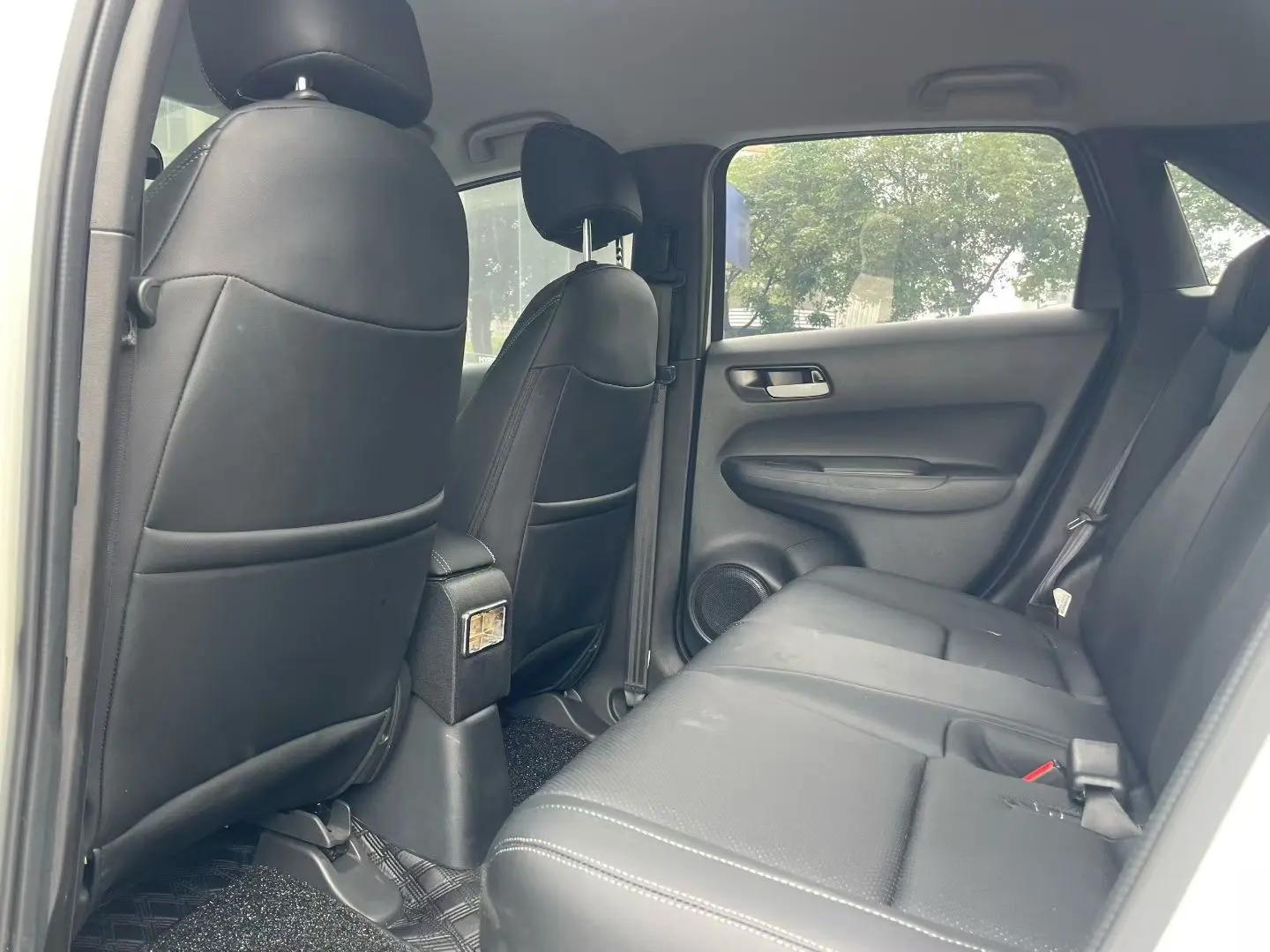 Fit 2021 1.5L CVT Tide Edition 6