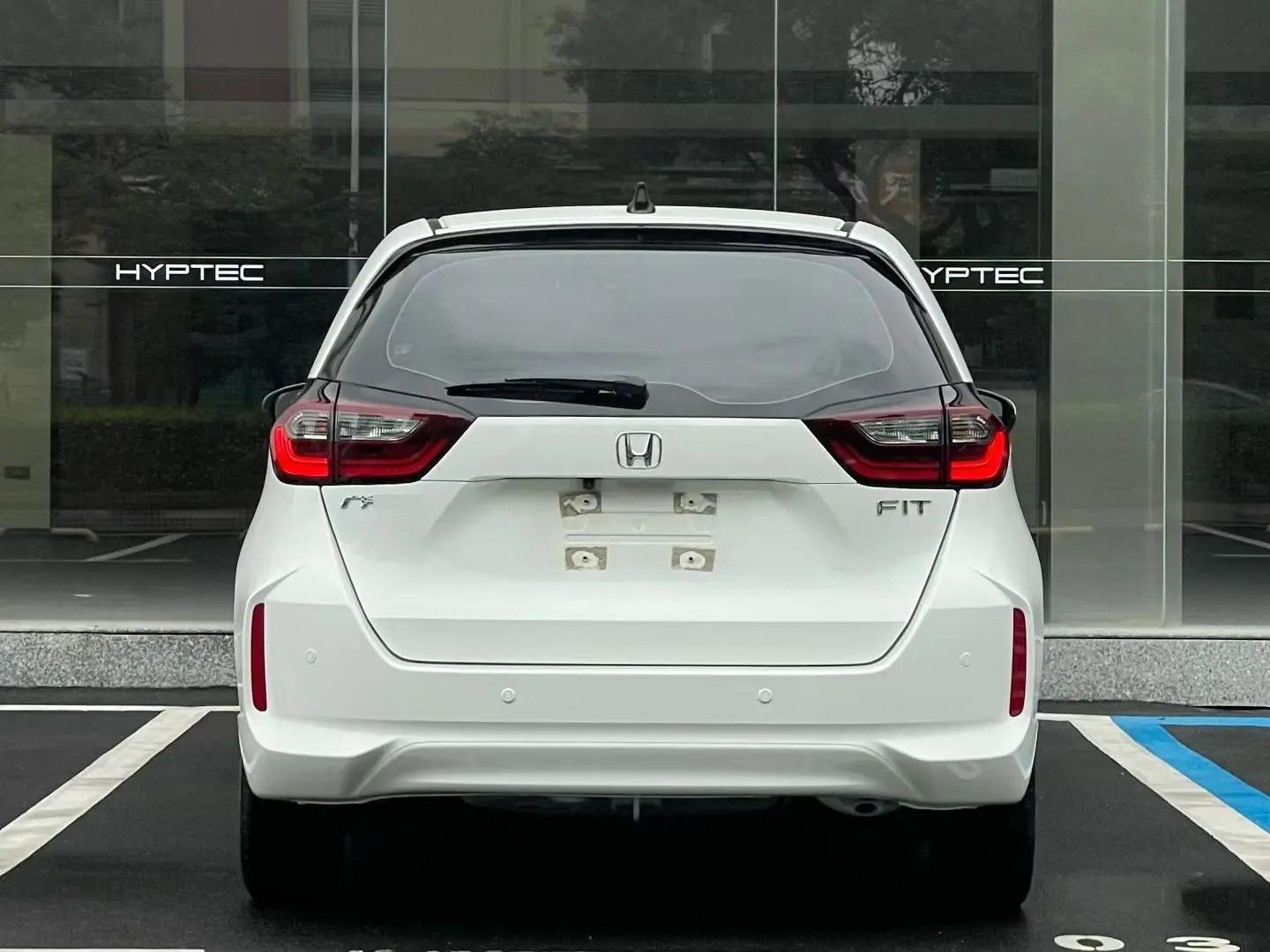 Fit 2021 1.5L CVT Tide Edition 8