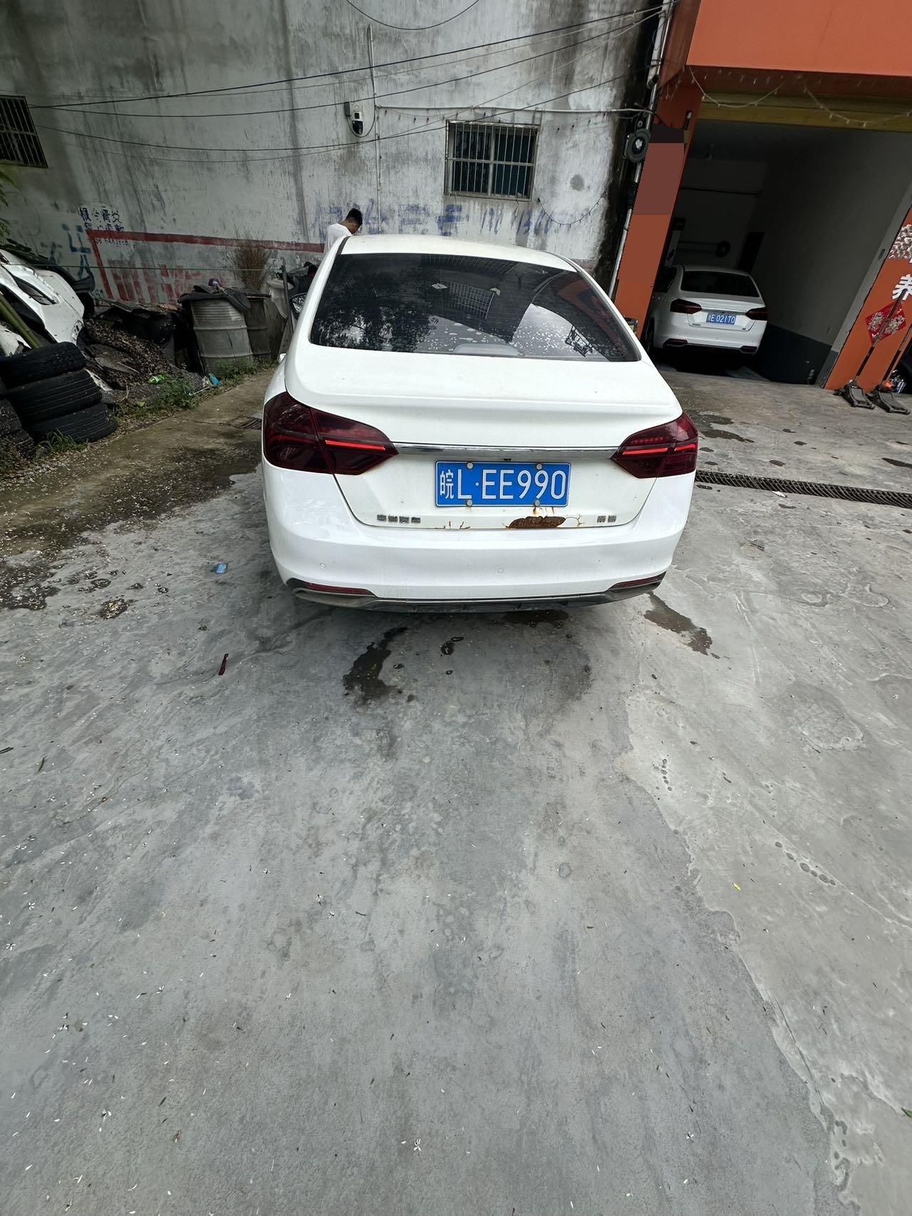 Emgrand 2020 1.5L CVT Upward Edition 6