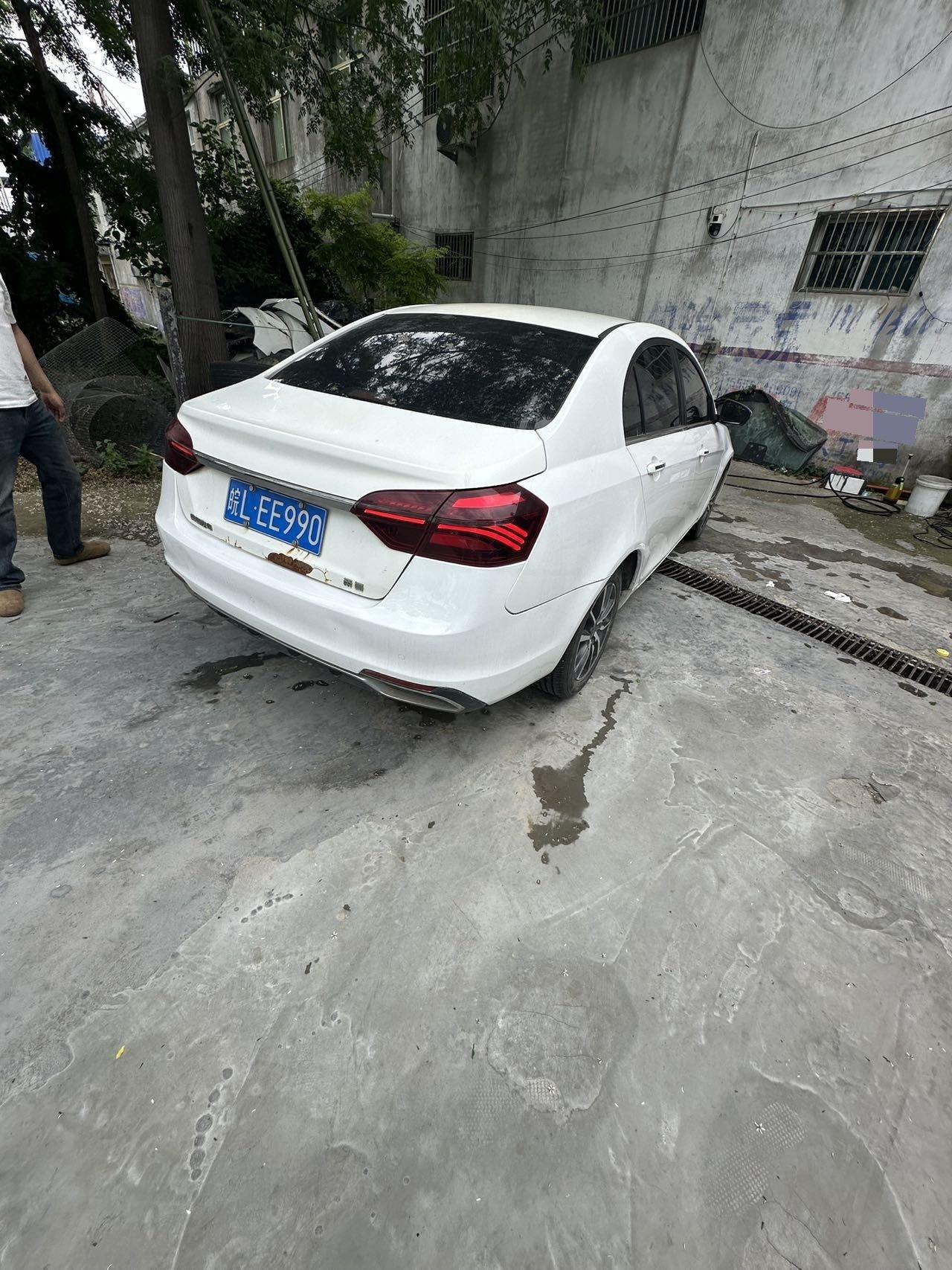 Emgrand 2020 1.5L CVT Upward Edition 7