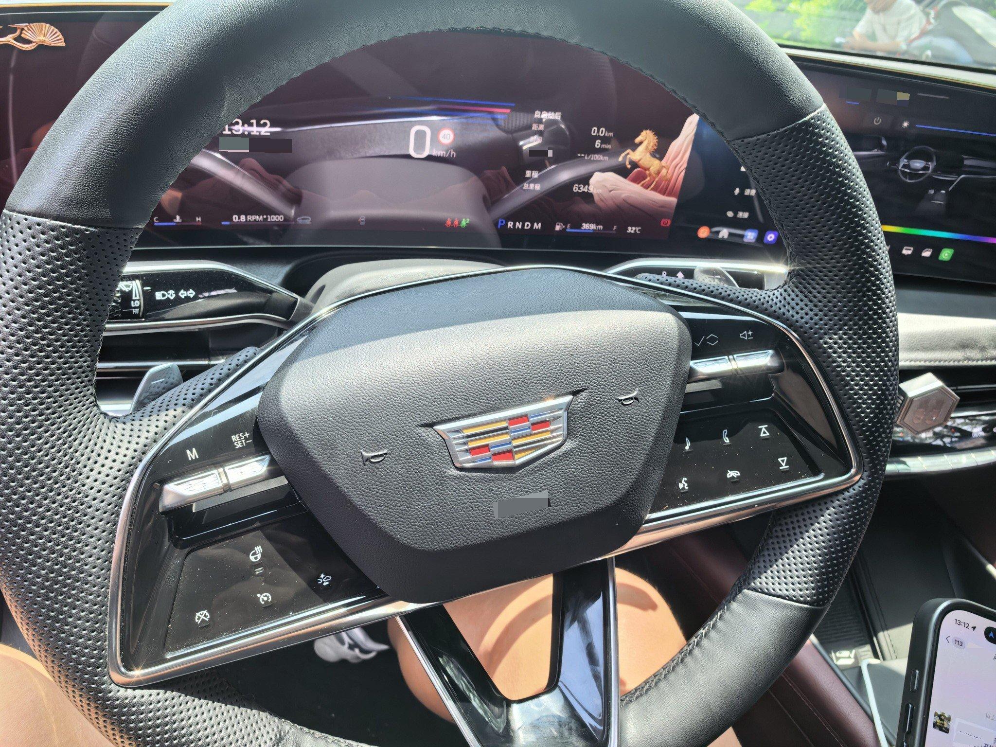 Cadillac 2026 CT6 2.0T 28T flagship automatic gear 3