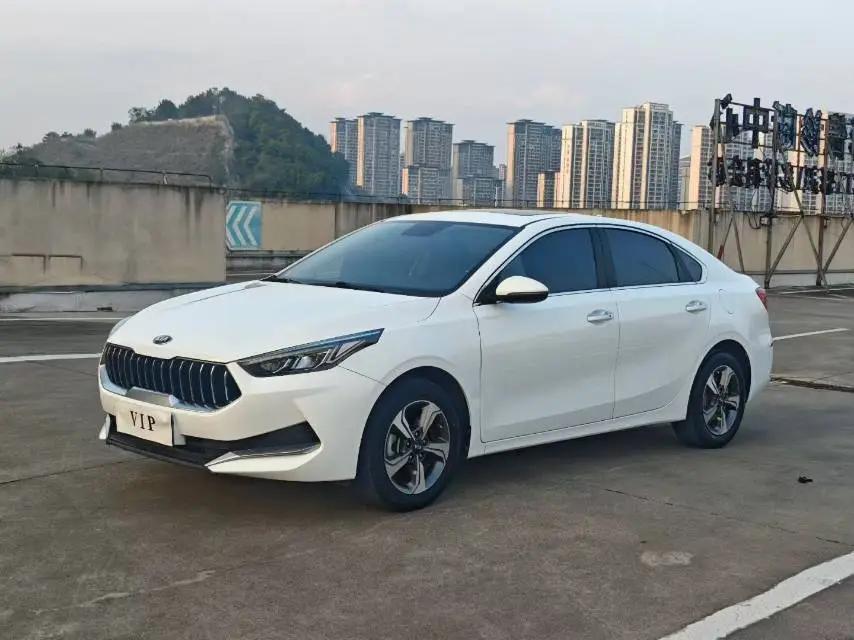 Открыть галерею: Kia K3 2020 1.5L CVT New Skylight Edition