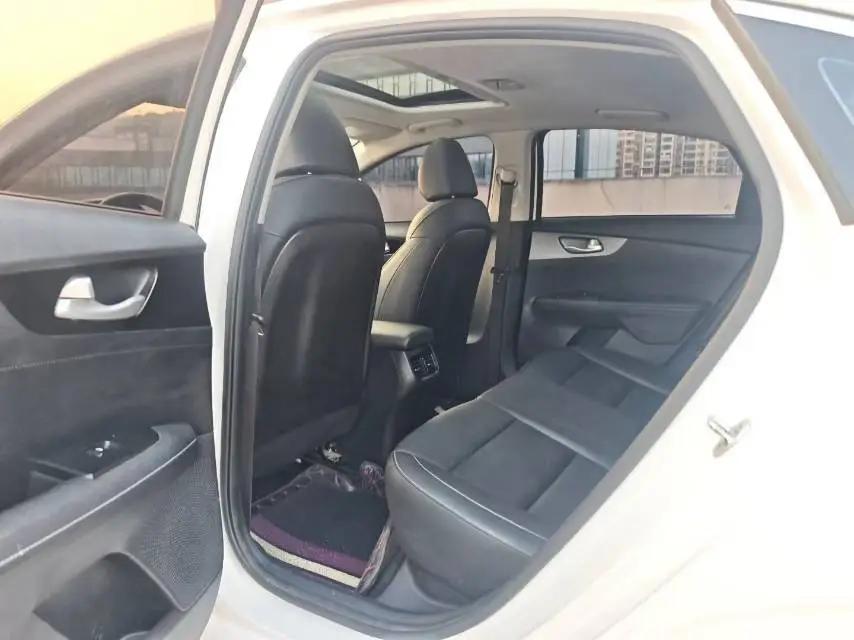 Kia K3 2020 1.5L CVT New Skylight Edition 6
