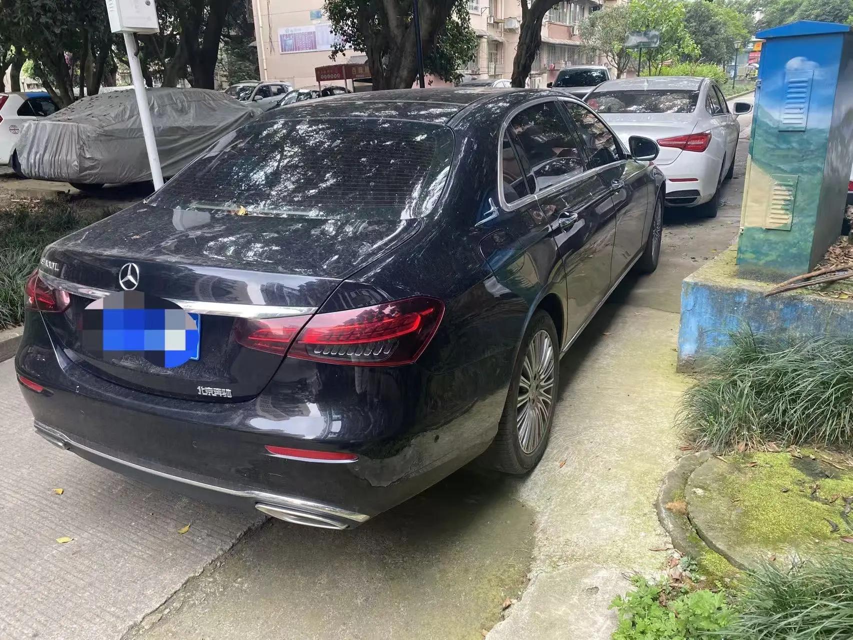 Mercedes Benz E-Class 2023 E 300 L Fashion 3