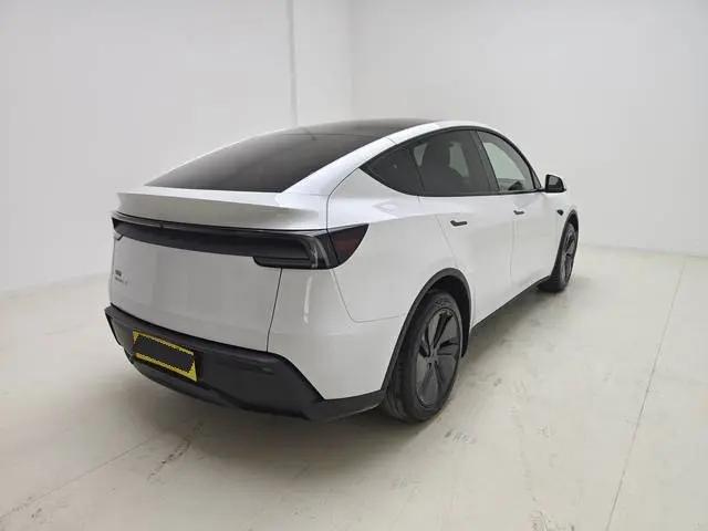 Tesla 2026 Model Y long endurance rear wheel drive version automatic transmission 10
