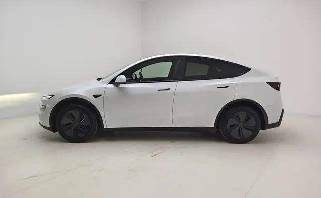 Tesla 2026 Model Y long endurance rear wheel drive version automatic transmission 4