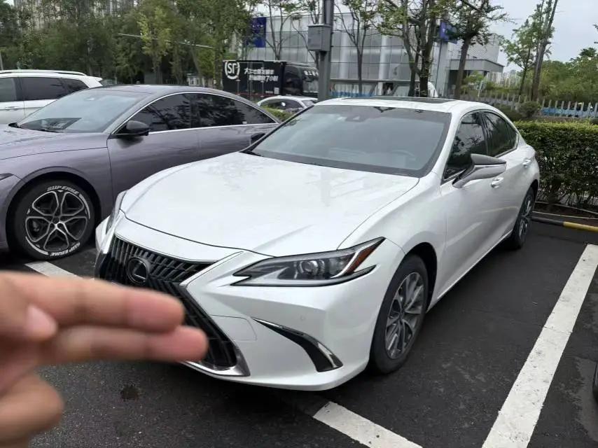 Lexus ES 2022 200 Executive Edition