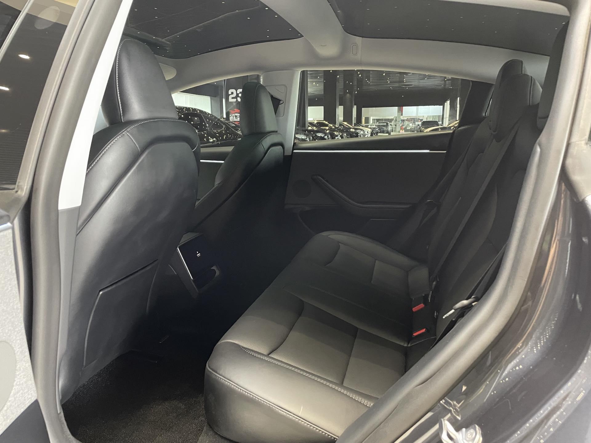 Model 3 2023 Rear-Wheel Drive Edition 6