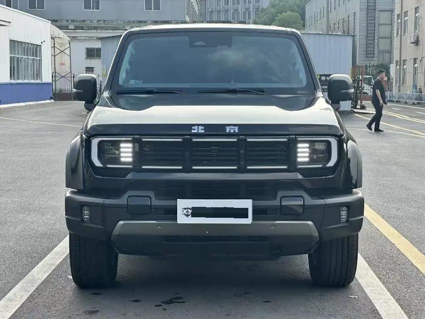 Beijing 2024 BJ40 2.0T Urban Hunter Edition, Adventurer Model, Automatic Transmission 3