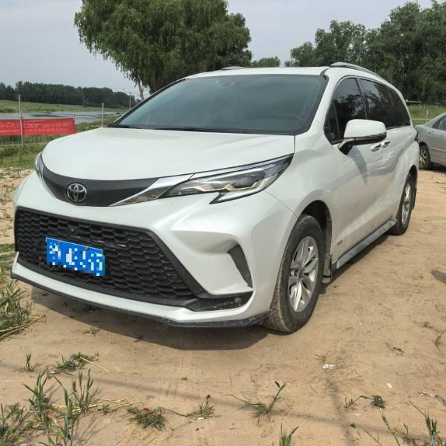 Toyota 2024 Sienna HYBRID 2.5 CVT Comfort Edition Automatic