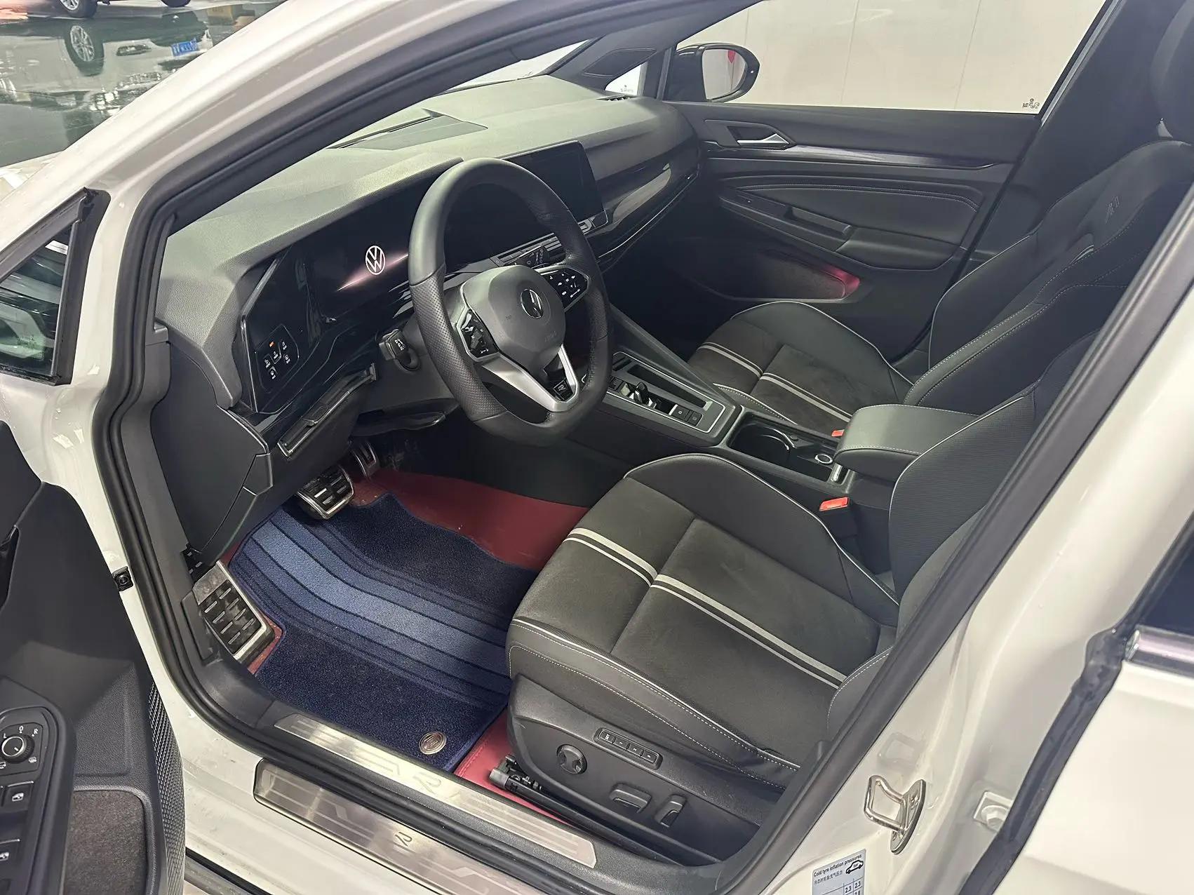 Volkswagen 2023 Golf 8 R-Line 1.4TSI 280TSI Lite (facelift) automatic 5