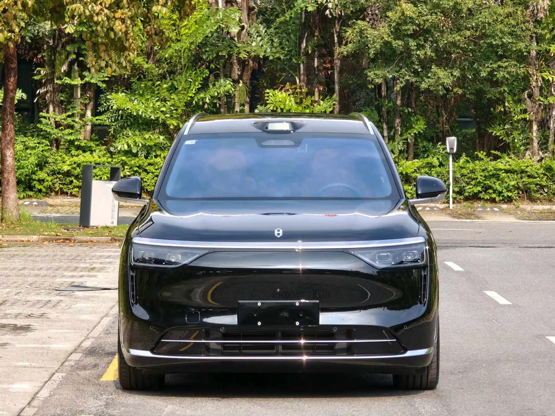 AITO M8 2025 extended range Ultra version 53.4kWh 6-seat version 2