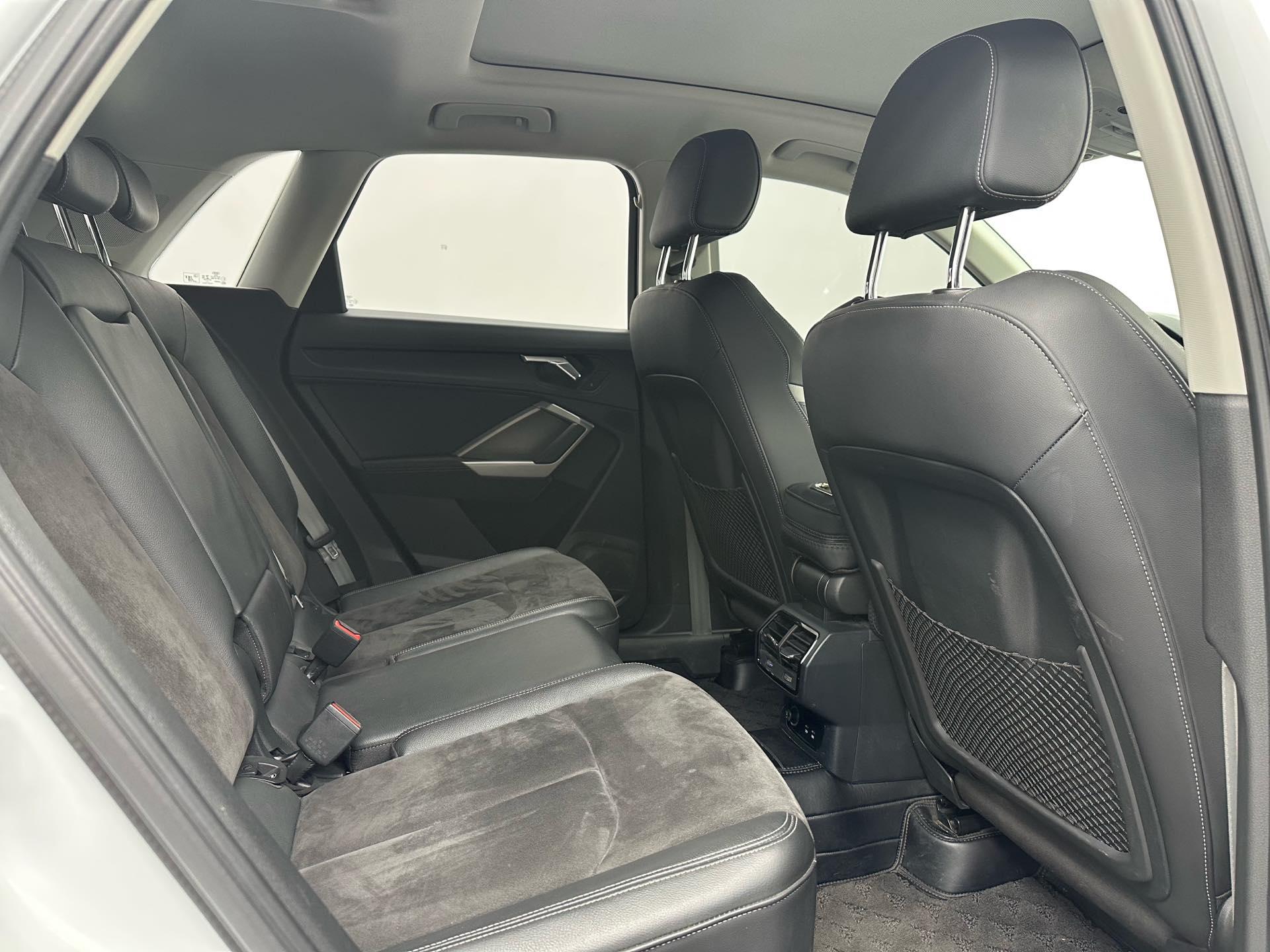 Audi Q3 2022 35 TFSI Fashion Dynamic 12